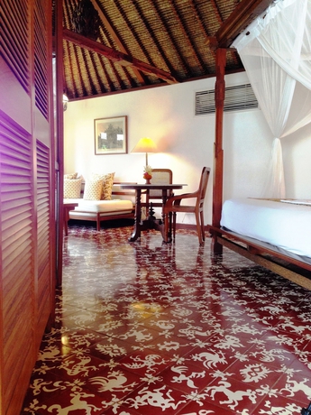 Imagen de los interiores del Hotel Tandjung Sari. Foto 9