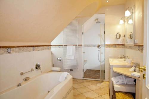 Imagen de la habitación del Hotel Tandreas, Giessen. Foto 16