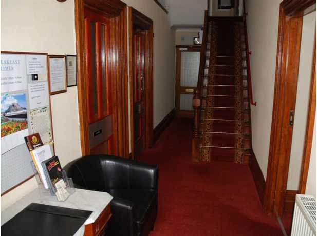 Imagen de los interiores del Hotel Tanes. Foto 18