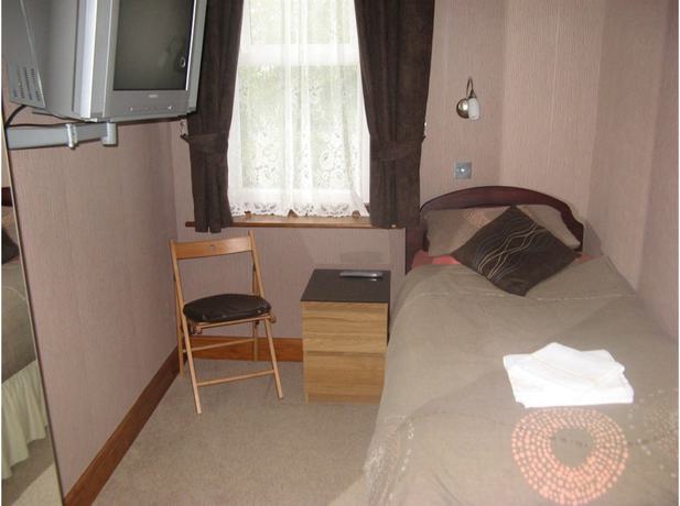 Imagen de la habitación del Hotel Tanes. Foto 7