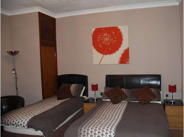 Imagen de la habitación del Hotel Tanes. Foto 14