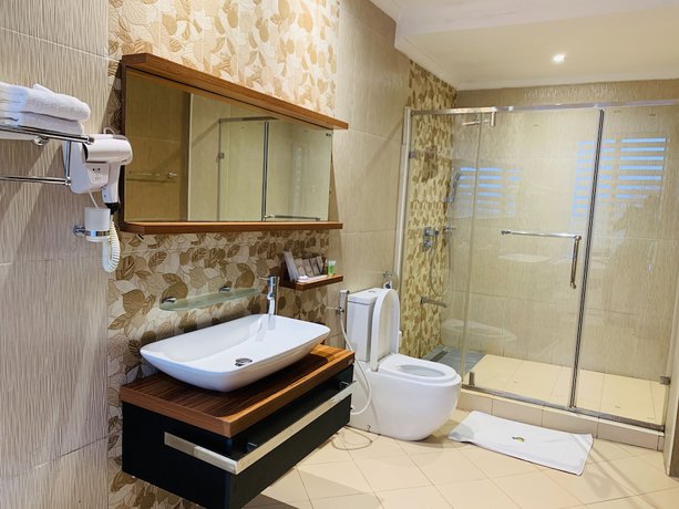 Imagen de la habitación del Hotel Tanga Beach Resort And Spa. Foto 6