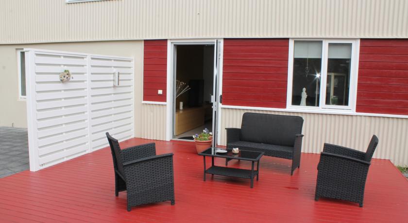 Imagen de los exteriores del Hotel Tangi. Foto 4