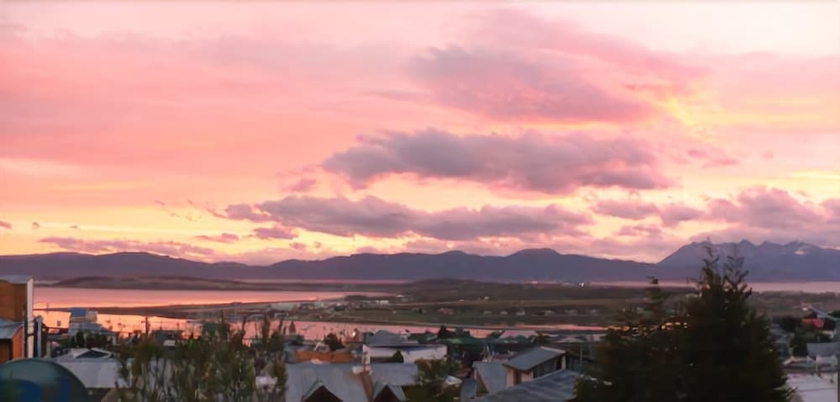 Imagen de los exteriores del Hotel Tango Bandb Ushuaia. Foto 12