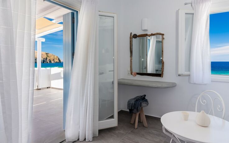 Imagen de la habitación del Hotel Tania Milos. Foto 14