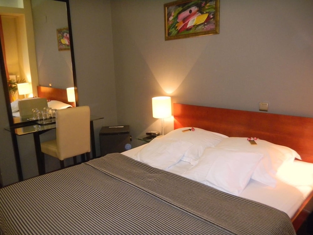 Imagen de la habitación del Hotel Tania-frankfurt. Foto 2