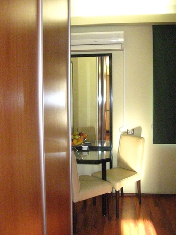 Imagen de la habitación del Hotel Tania-frankfurt. Foto 17