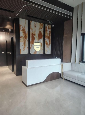 Imagen de los interiores del Hotel Tanishka INN. Foto 15