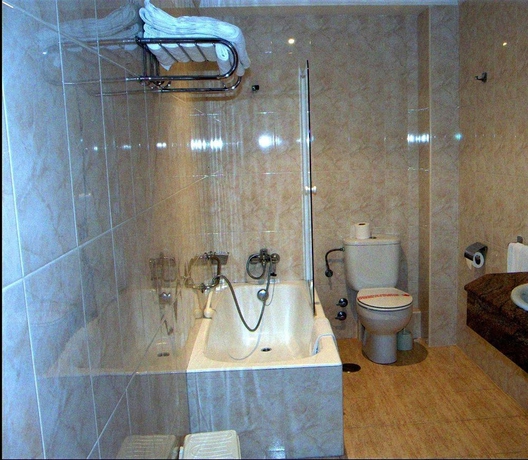 Imagen de la habitación del Hotel Tanit. Foto 4