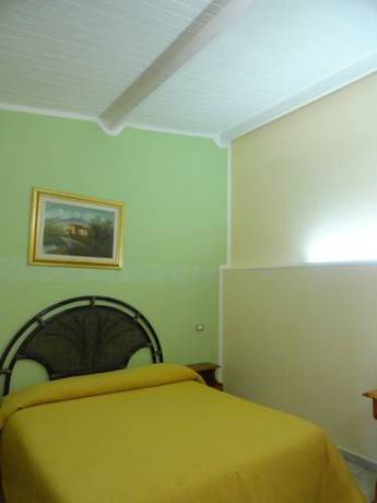Imagen de la habitación del Hotel Tanit Ristorante. Foto 8