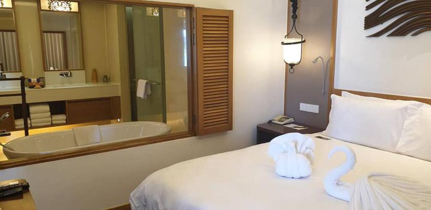 Imagen de la habitación del Hotel Tanjung Rhu Resort. Foto 13