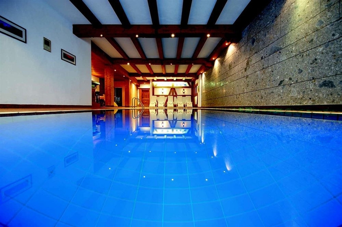 Imagen de la piscina del Hotel Tannbergerhof. Foto 9
