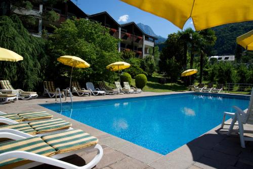 Imagen de la piscina del Hotel Tannerhof Merano. Foto 10
