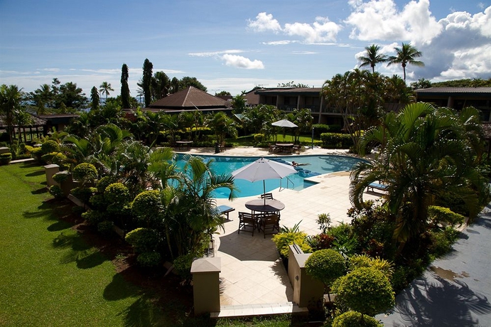 Imagen de la piscina del Hotel Tanoa Waterfront. Foto 12