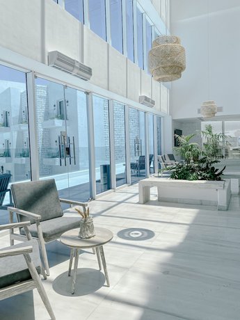 Imagen de los interiores del Hotel Tanoak Resort. Foto 20