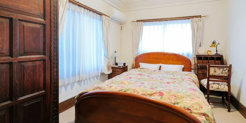 Imagen de la habitación del Hotel Tanoya. Foto 27