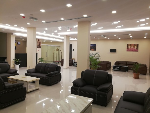 Imagen de los interiores del Hotel Tanuf Residency. Foto 17