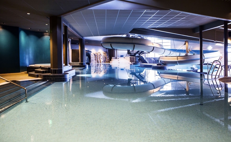Imagen de la piscina del Hotel Tanumstrand. Foto 16