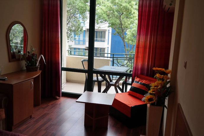 Imagen de la habitación del Hotel Tanya. Foto 15