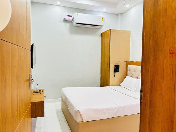 Imagen de la habitación del Hotel Tanya Palace. Foto 8