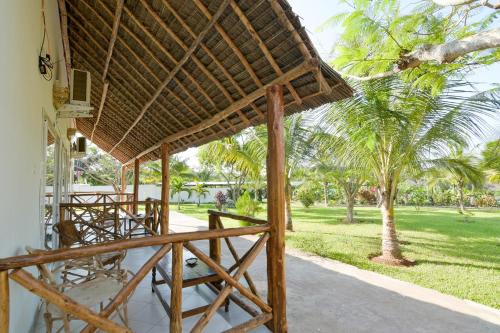 Imagen general del Hotel Tanzanite Beach Resort. Foto 4