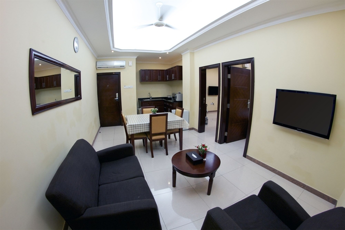 Imagen de los interiores del Hotel Tanzanite Executive Suites. Foto 11