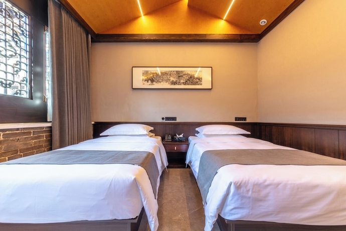 Imagen de la piscina del Hotel Tao tang. Foto 16