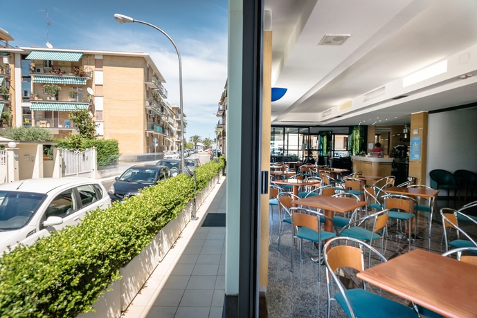 Imagen de los interiores del Hotel Taormina, Acquaviva Picena. Foto 11