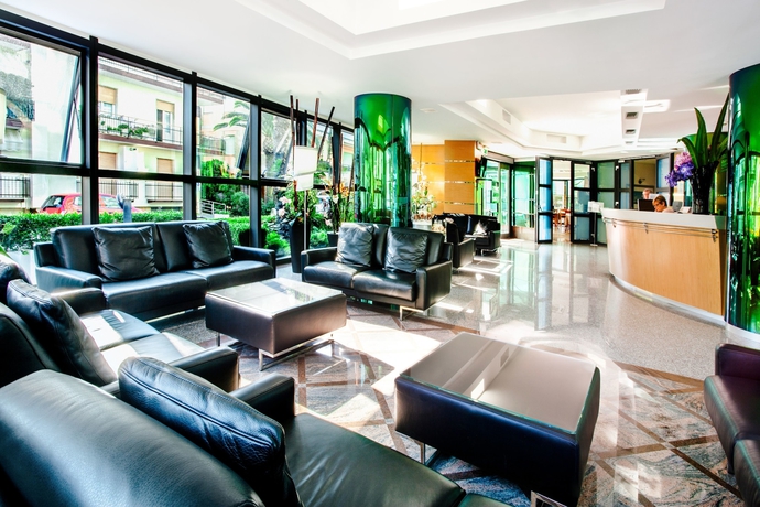 Imagen de los interiores del Hotel Taormina, Acquaviva Picena. Foto 15