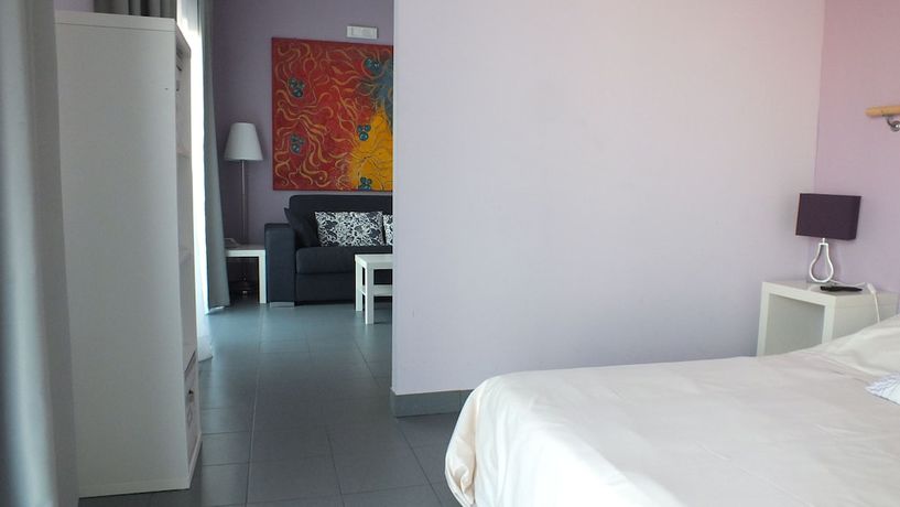 Imagen de la habitación del Hotel Taormina Palace. Foto 4