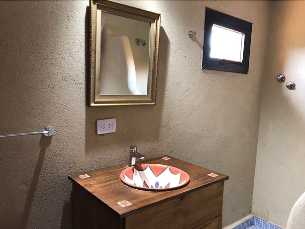 Imagen de la habitación del Hotel Taos Pueblo. Foto 16