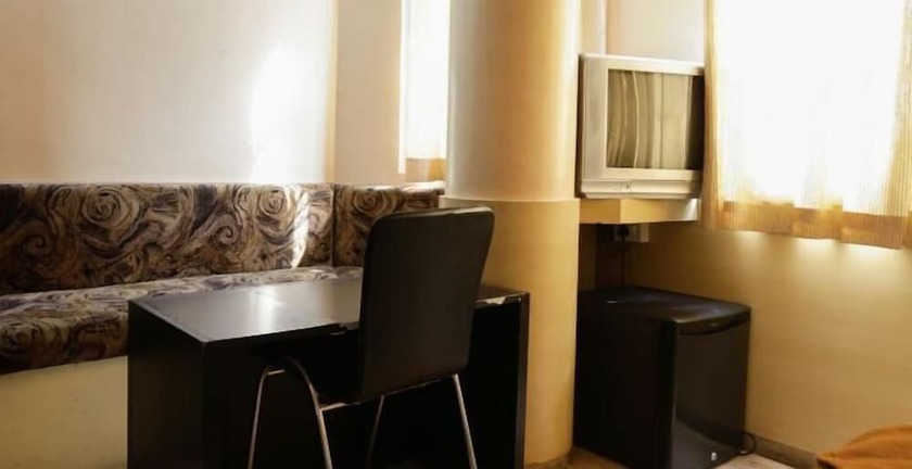 Imagen de los interiores del Hotel T.a.p Paradise. Foto 16