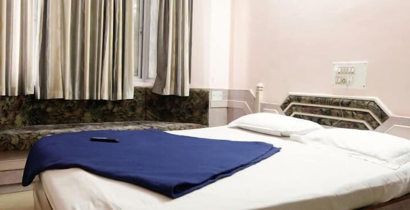 Imagen de la habitación del Hotel T.a.p Paradise. Foto 12