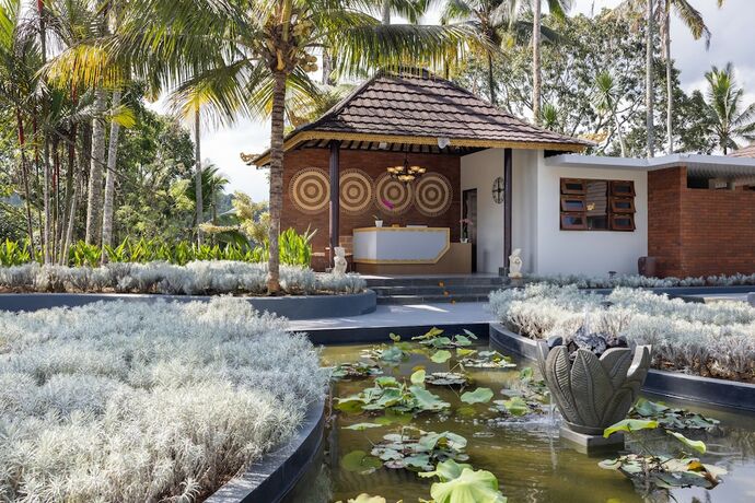 Imagen general del Hotel Tapa Agung View. Foto 14