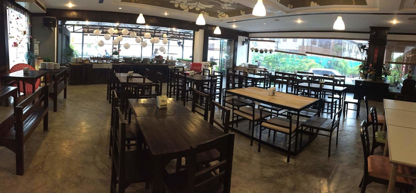 Imagen del bar/restaurante del Hotel Tapae Place Chiangmai. Foto 1