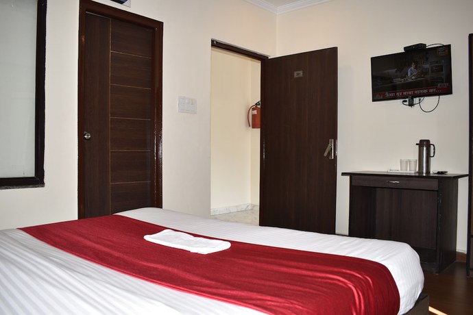 Imagen de la habitación del Hotel Tapasthali By Meeras. Foto 8