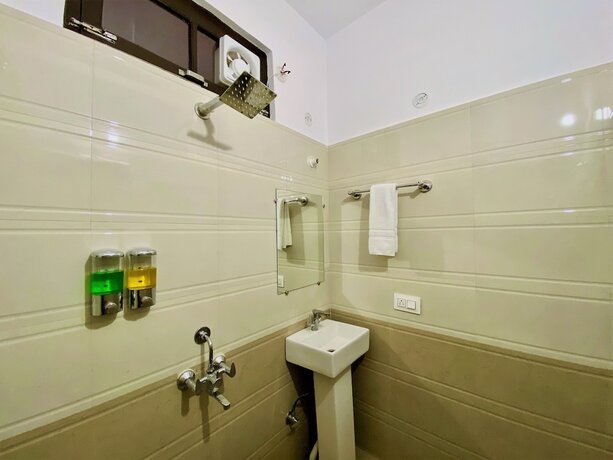 Imagen general del Hotel Tapovan New Residency By Ftps. Foto 2