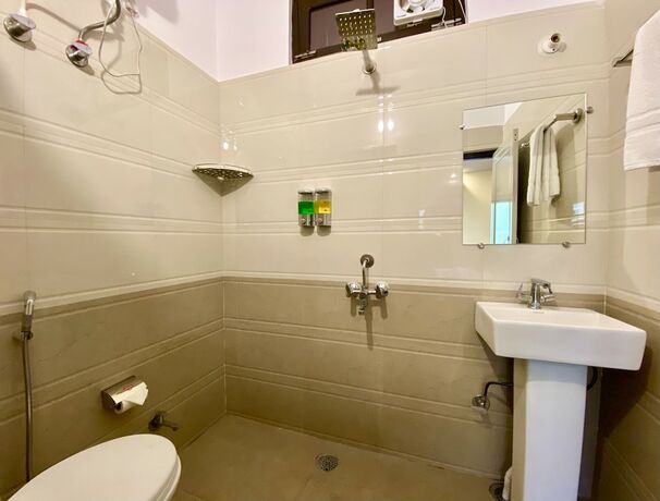Imagen general del Hotel Tapovan New Residency By Ftps. Foto 3