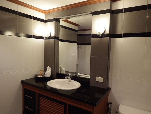 Imagen de la habitación del Hotel Tara Court. Foto 2