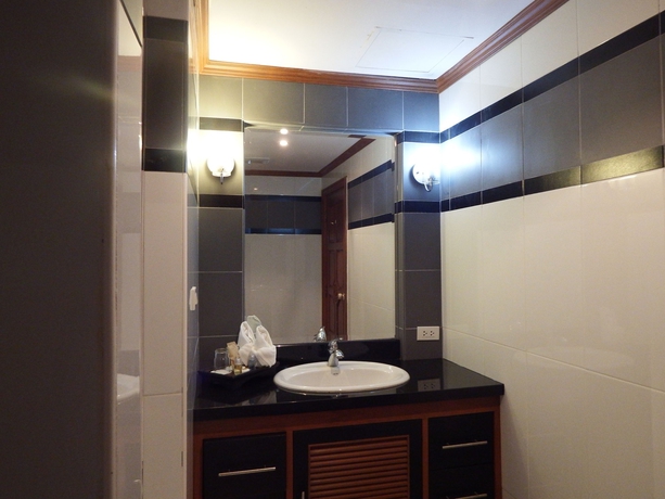 Imagen de la habitación del Hotel Tara Court. Foto 4