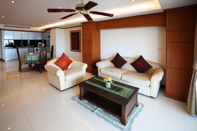 Imagen de los interiores del Hotel Tara Court. Foto 14