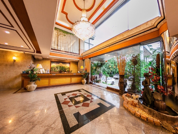 Imagen de los interiores del Hotel Tara Garden. Foto 14