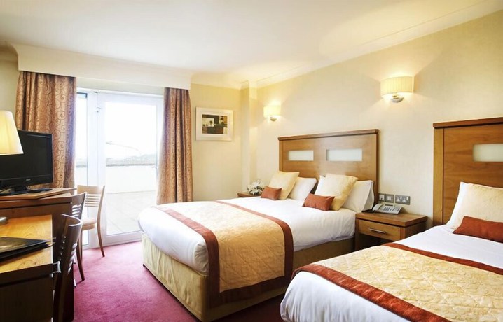 Imagen de la habitación del Hotel Tara, Killybegs. Foto 6
