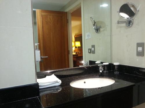 Imagen de la habitación del Hotel Tara, Killybegs. Foto 7
