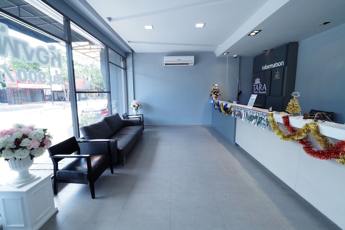 Imagen de los interiores del Hotel Tara Park Resotel. Foto 19