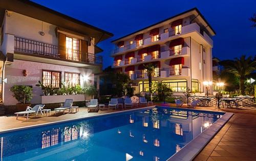 Imagen general del Hotel Tarabella. Foto 4