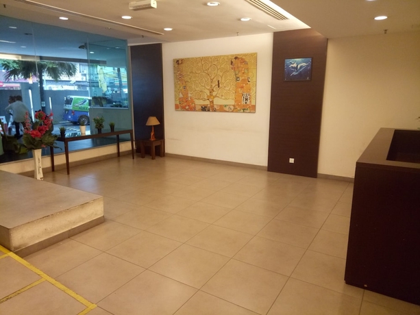 Imagen de los interiores del Hotel Taragon Time Executive Serviced Suites. Foto 17