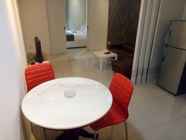 Imagen de la habitación del Hotel Taragon Time Executive Serviced Suites. Foto 15