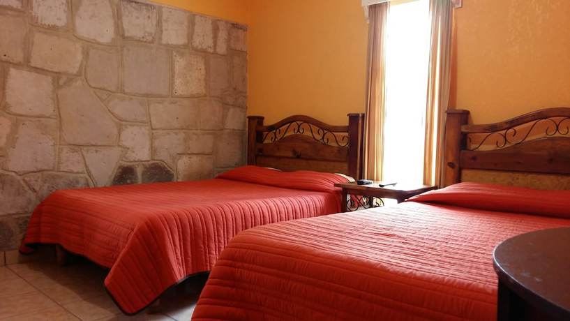 Imagen de la habitación del Hotel Taramuri. Foto 16