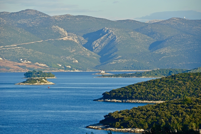 Imagen de los exteriores del Hotel Tara's Lodge. Foto 10